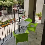 ύδνα شقة *
